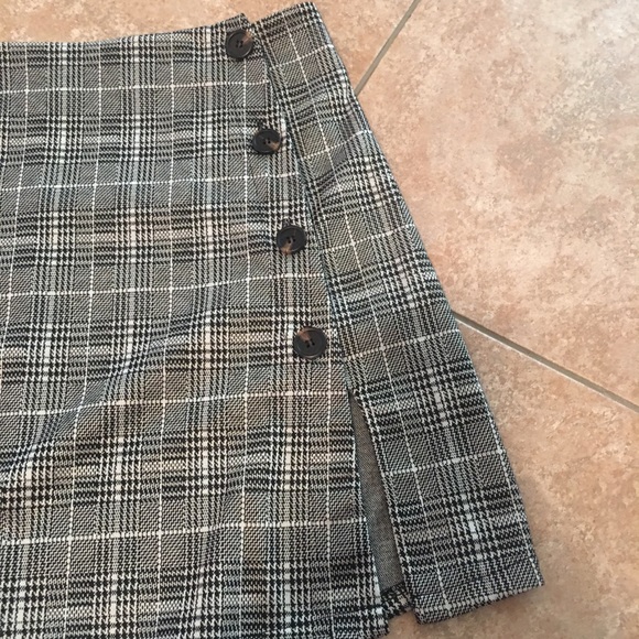 NWT Lush plaid skirt - Picture 2 of 6